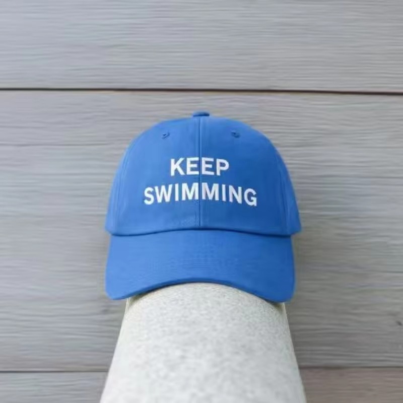 Women Fashion Hats - หมวกเบสบอลปักลายตัวอักษรใหม่สุดเทรนด์ปี 2026 สำหรับผู้ชายและผู้หญิง หมวกกันแดดแฟชั่น หมวกทรงเป็ด