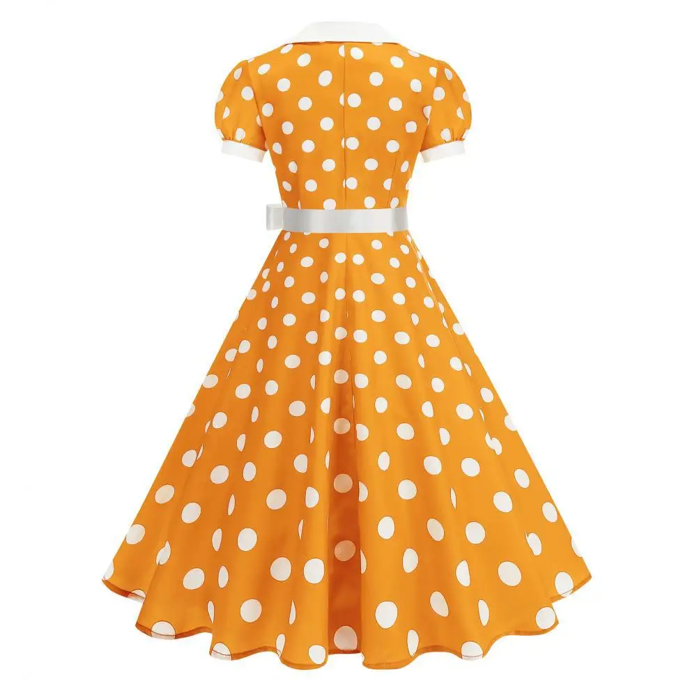 Women'S Fashion In The 60S - เดรสลายจุดวินเทจสำหรับผู้หญิง ยุค 1950-1960 คอวี แขนสั้น มีเข็มขัด