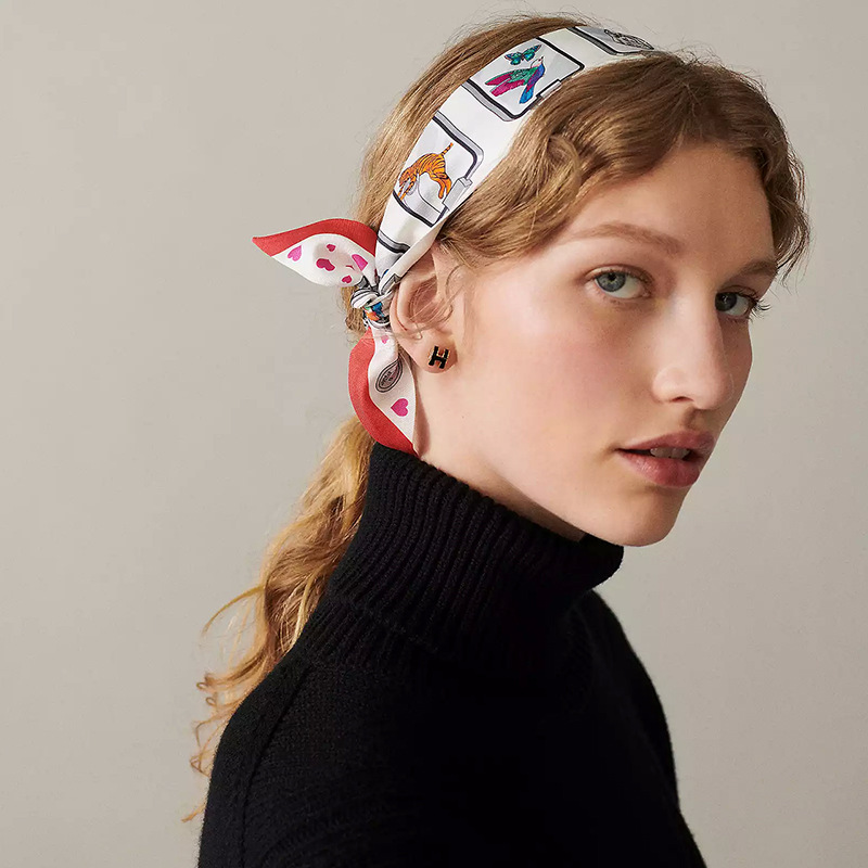 ผ้าพันคอผ้าไหมหัวคอ100% ขนาดเล - Women Fashion Hats บทวิจารณ์และราคา