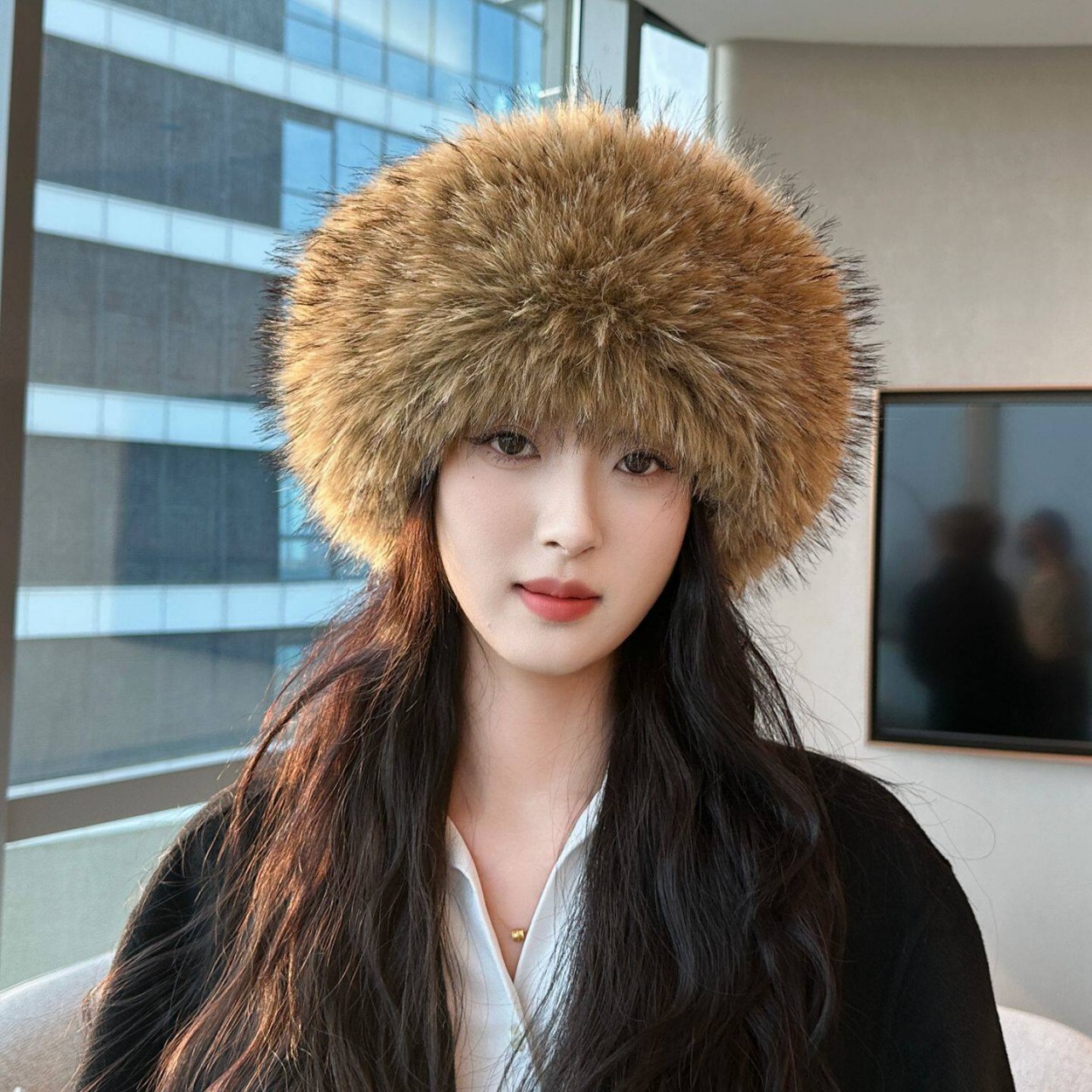 หมวกทรงกลมเปิดด้านบนทำจากขนเฟอ - Women Fashion Hats บทวิจารณ์และราคา